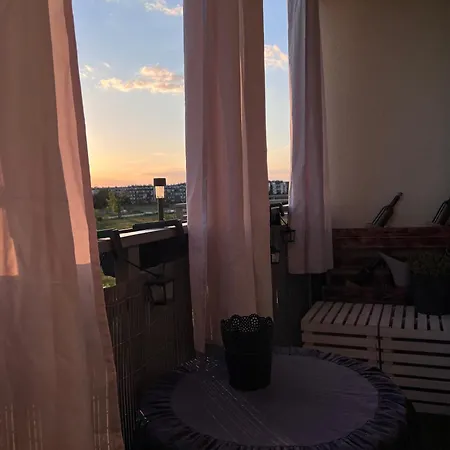 Daire Kawalerka Z Widokiem Na Zielen